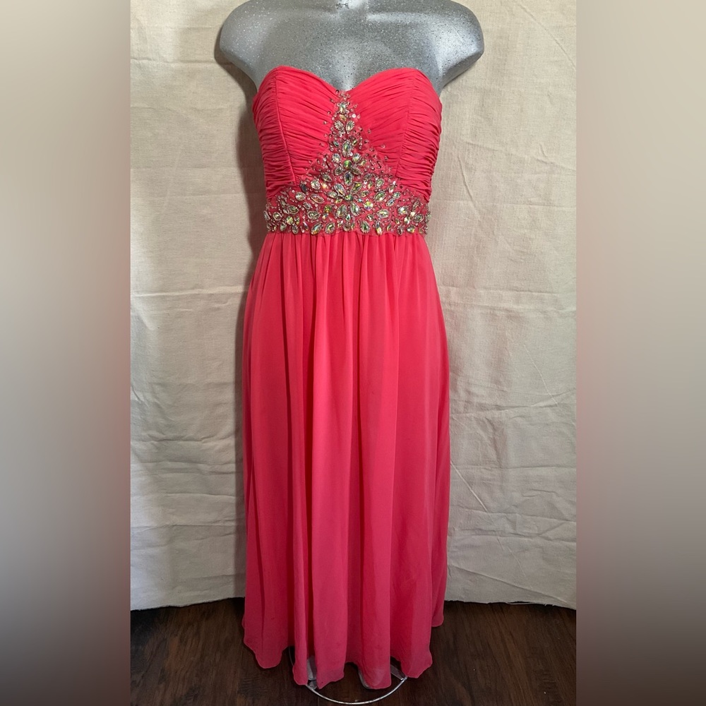 BEE DARLING, Women Beaded Embellished Strapless Lace Dress.